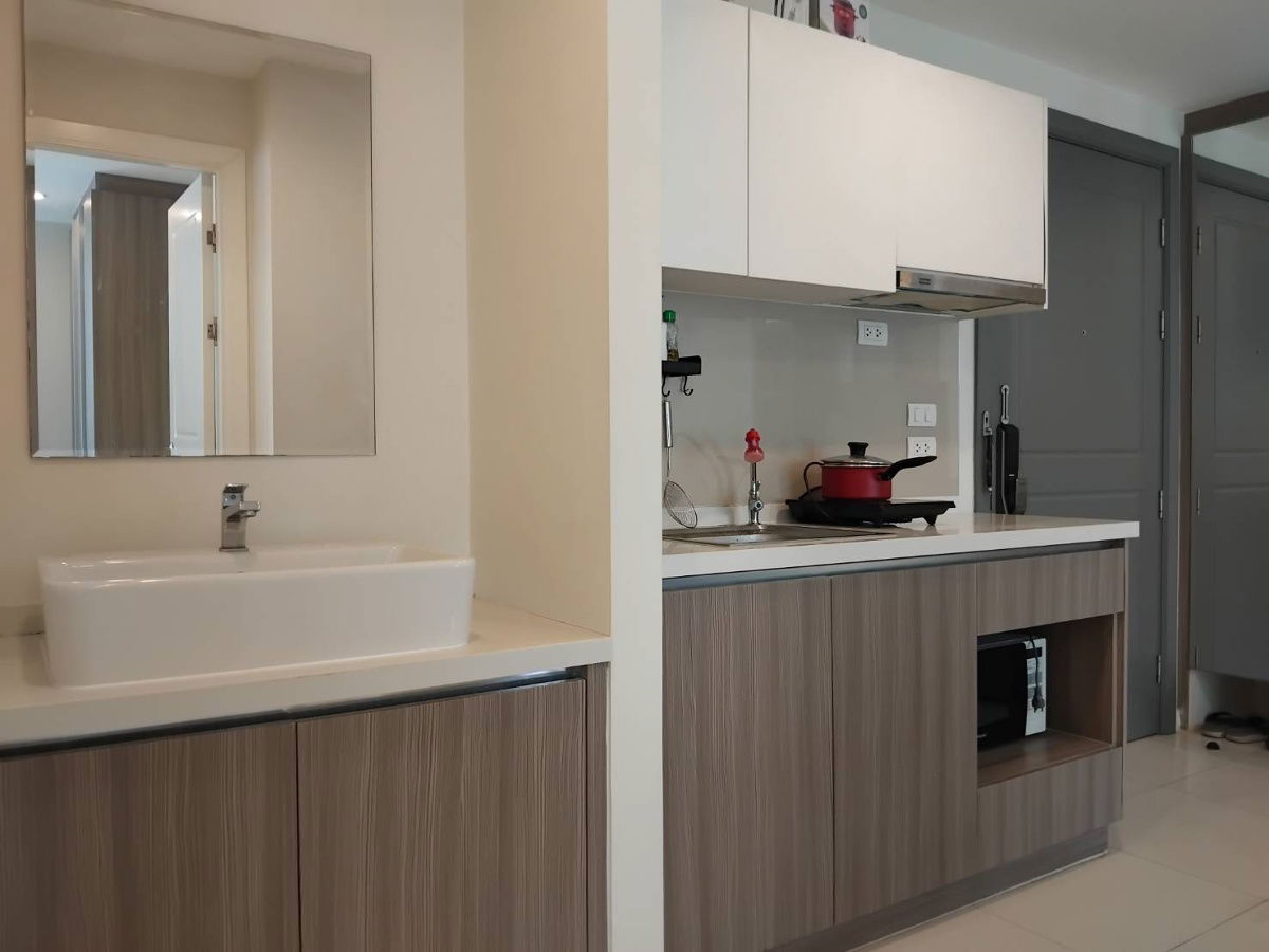 picture Element Srinakarin Condo for rent Pool view 17,000 THB. - 9/16