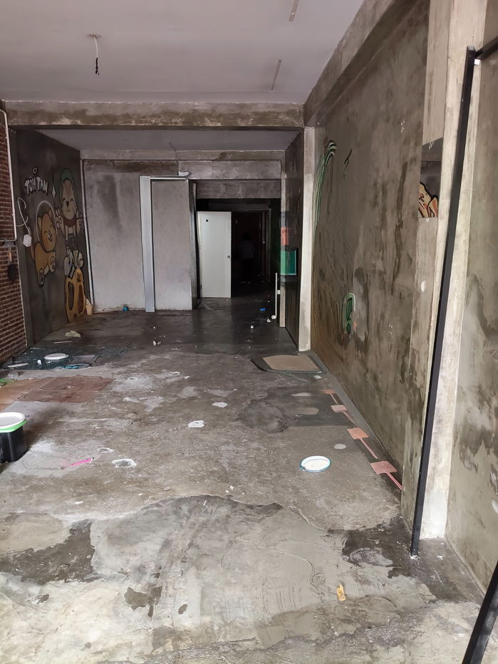 picture There is a vacant house for rent (on the main road near Talat Phlu) - 9/13
