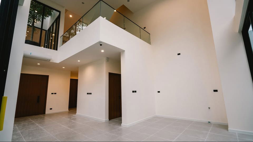 picture Baan Klang Muang project near BTS Punnawithi - 7/8