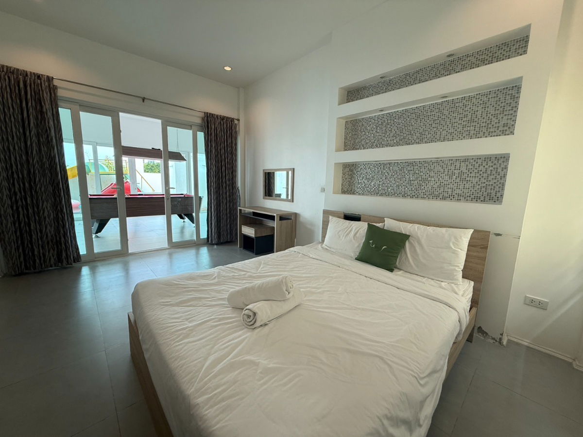 picture Pool Villa for Sale in Hua Hin – Fully Furnished, 3 Bedrooms, Investment-Grade Property - 3/9
