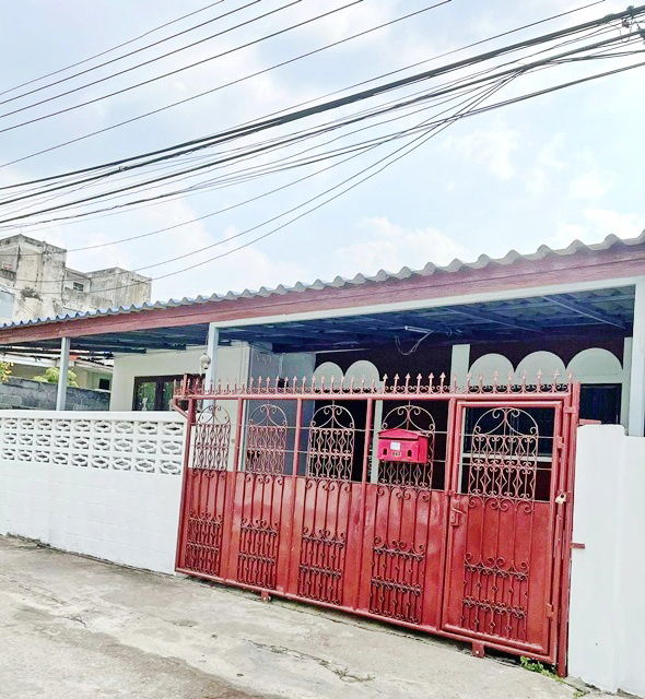 picture Town in Town 3.9km. 4bed Ratchada 18-20 MRT Chokchai4 800m. Single-storey house for sale - 1/8