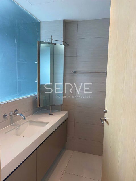 picture Large Room 1 Bed 52 sq.m. High Fl. 25+ Good Location Close to BTS Thong Lo 150 m. at Siri at Sukhumvit Condo / Condo For Rent - 8/9