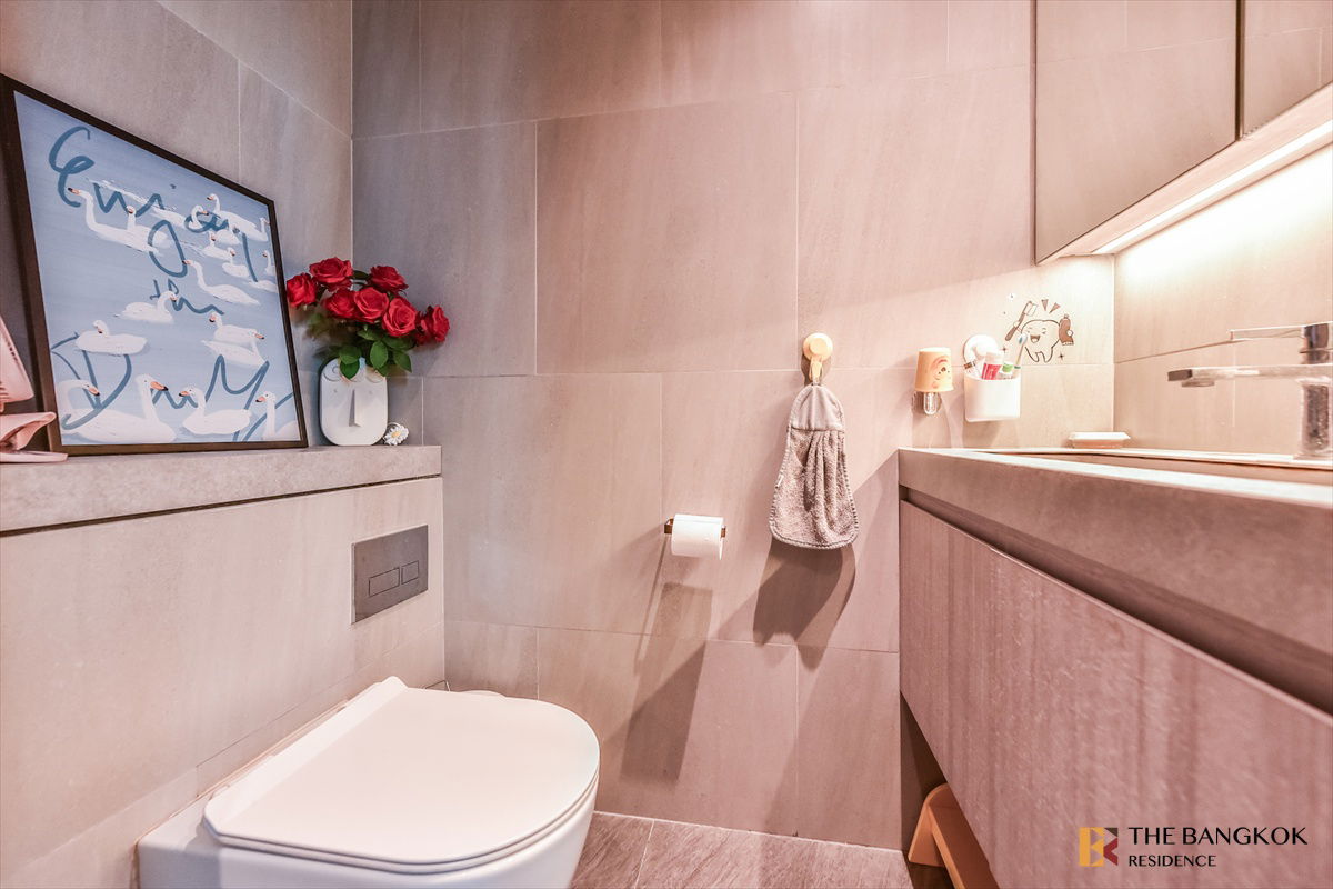 picture The Lofts Silom near BTS Surasak Luxury Condo in Central City Location - 11/11