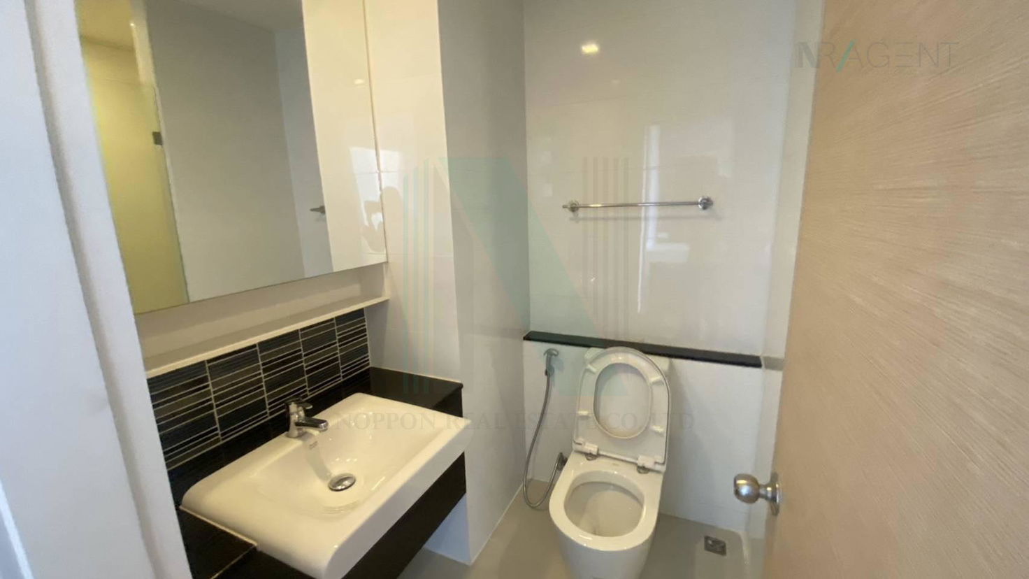 picture For Rent Condo THE COAST CONDOMINIUM Building 1, Floor 35,3 bed room, Room size 90 sqm - 6/8