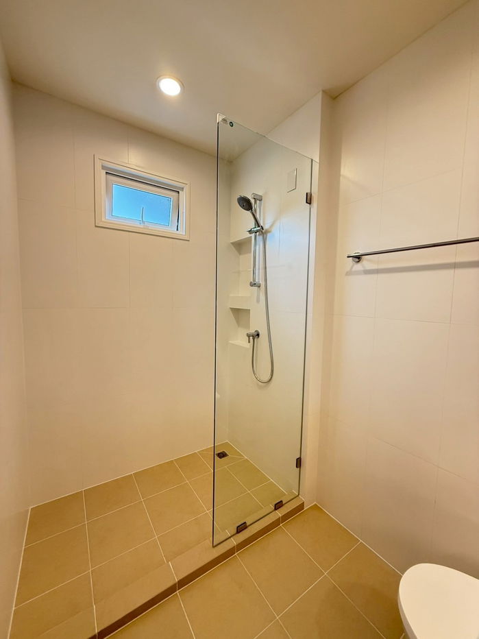 picture Single house The best location! On the main road! Near the expressway!  Special price 7.39 MB  Anasiri Tiwanon-Srisaman Project By SANSIRI - 12/22