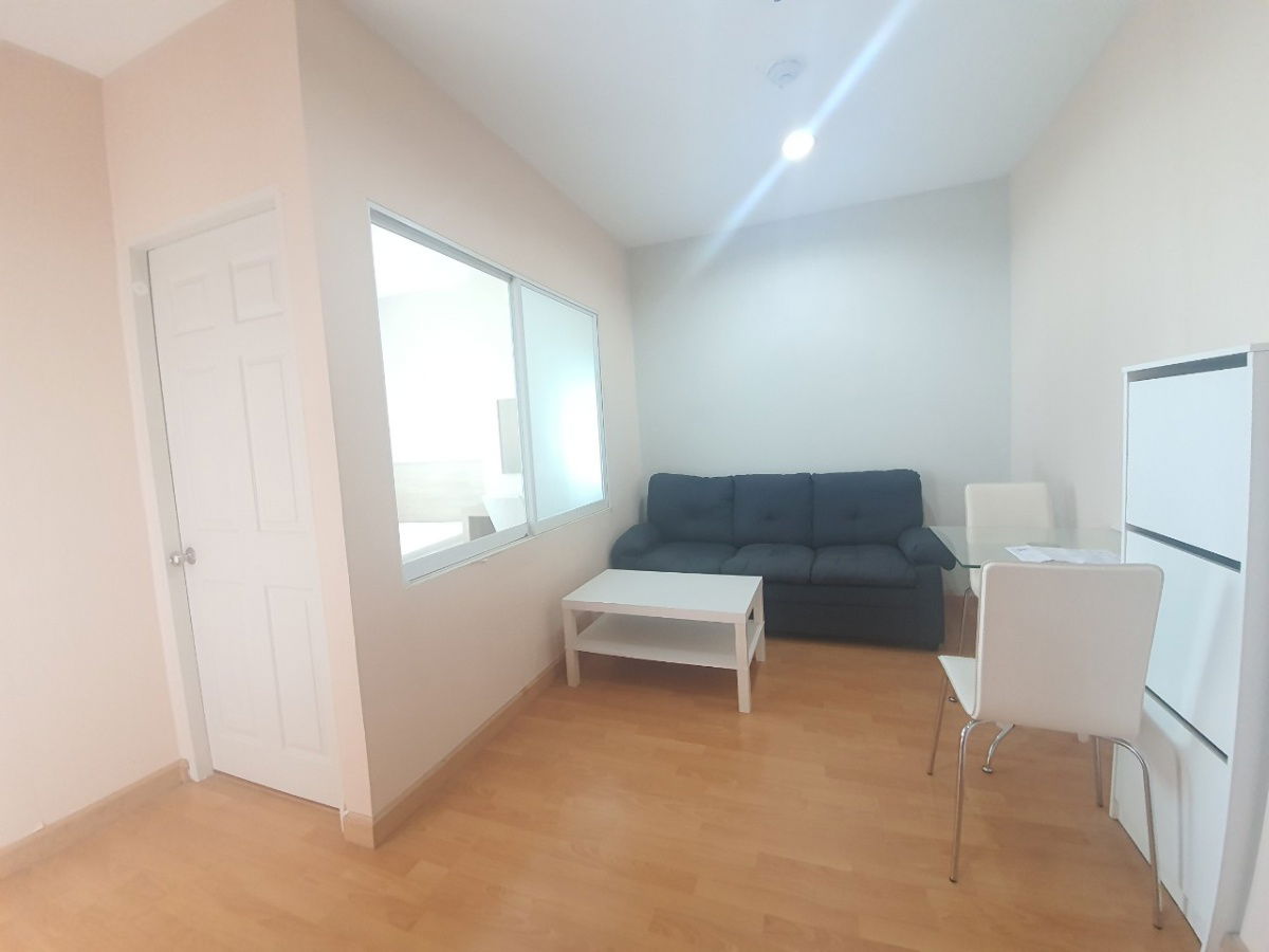 picture "Condo for sale at Life @ Phahol – Ari, near BTS Saphan Khwai."  - 5/12