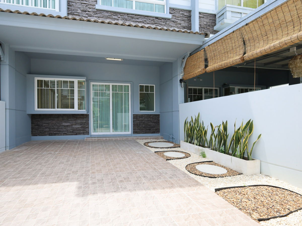 รูป ขายบ้าน อินดี้3 ประชาอุทิศ90 ห้องตกแต่งใหม่สวยตรงปก เพียง 2.35 ล. เดินทางสะดวกใกล้ทางด่วน - รูปที่ 2/47