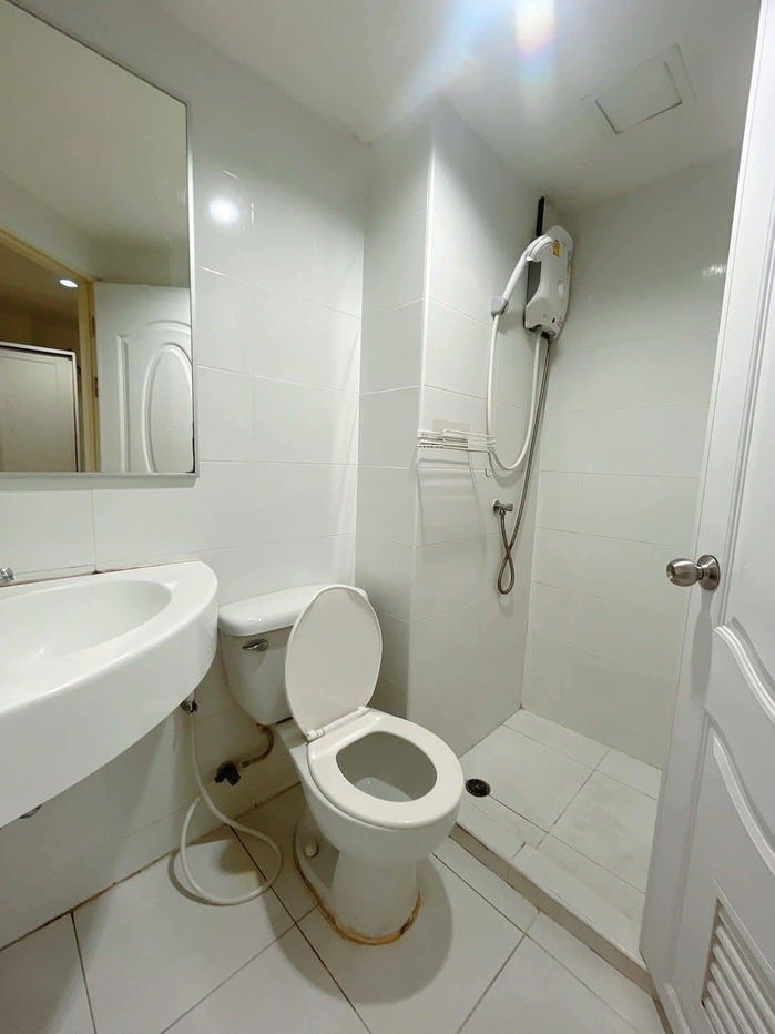 รูป ให้เช่า 𝗟𝘂𝗺𝗽𝗶𝗻𝗶 𝗖𝗼𝗻𝗱𝗼𝘁𝗼𝘄𝗻 รามอินทรา-นวมินทร์ 🏡 𝟲,𝟬𝟬𝟬 เฟอร์ครบ ติดรถไฟฟ้าสายสีชมพู‼️#ตอบแชทไว 🔥🔥 รหัส C192 - รูปที่ 7/10