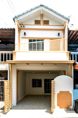 Townhouses for sale Pak Kret Station : Townhouse for sale, Siwapha Village, 4 bedrooms 2 bathrooms Size 23 square wah, Fully furnished