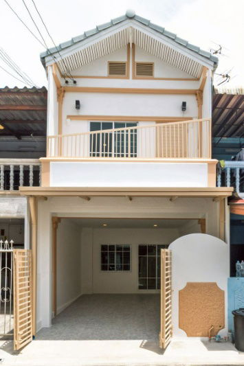 picture Townhouse for sale, Siwapha Village, 4 bedrooms 2 bathrooms Size 23 square wah, Fully furnished - 1/17
