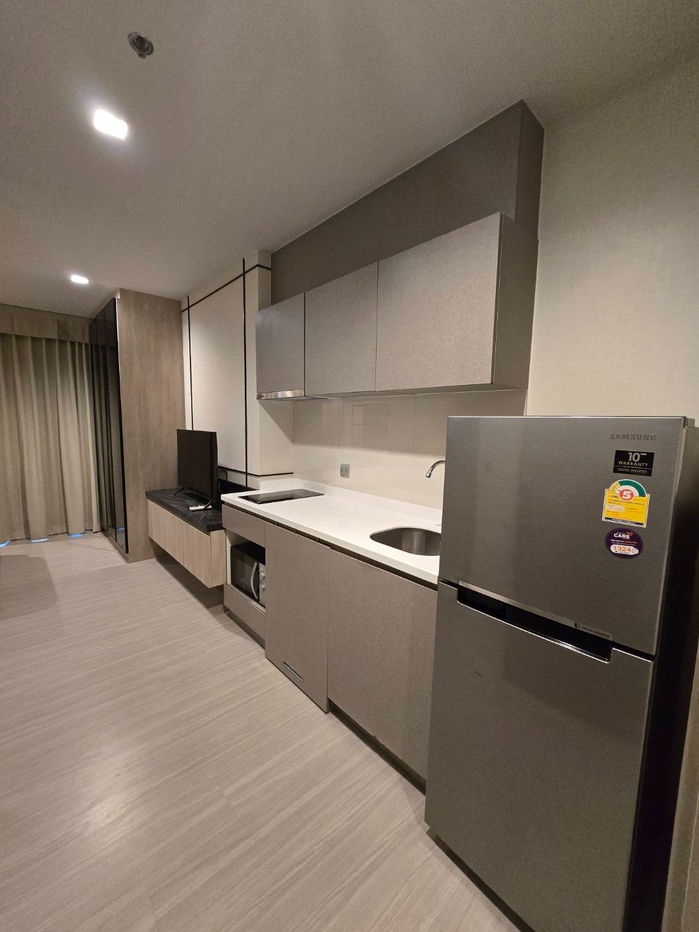 picture Life Asoke - Rama 9 - 15,000 baht (Nice unit Cheapest Price) - 10/12
