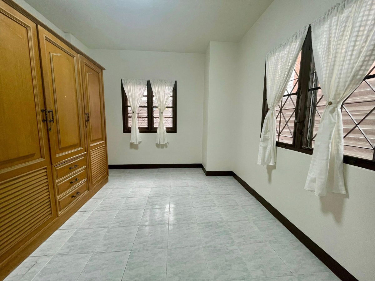รูป 🏡 บ้านให้เช่า ซอยลาดพร้าว 80 ใกล้ MRT ห้วยขวาง 35,000 บาท รหัสทรัพย์: RS976  - รูปที่ 15/18