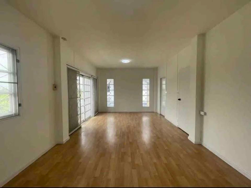 picture R2550 House For Rent Flora Ville - 11/14