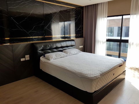 For Rent : Townhome Arden Thong Lor-Phattanakan 20 at Line : @homefinder