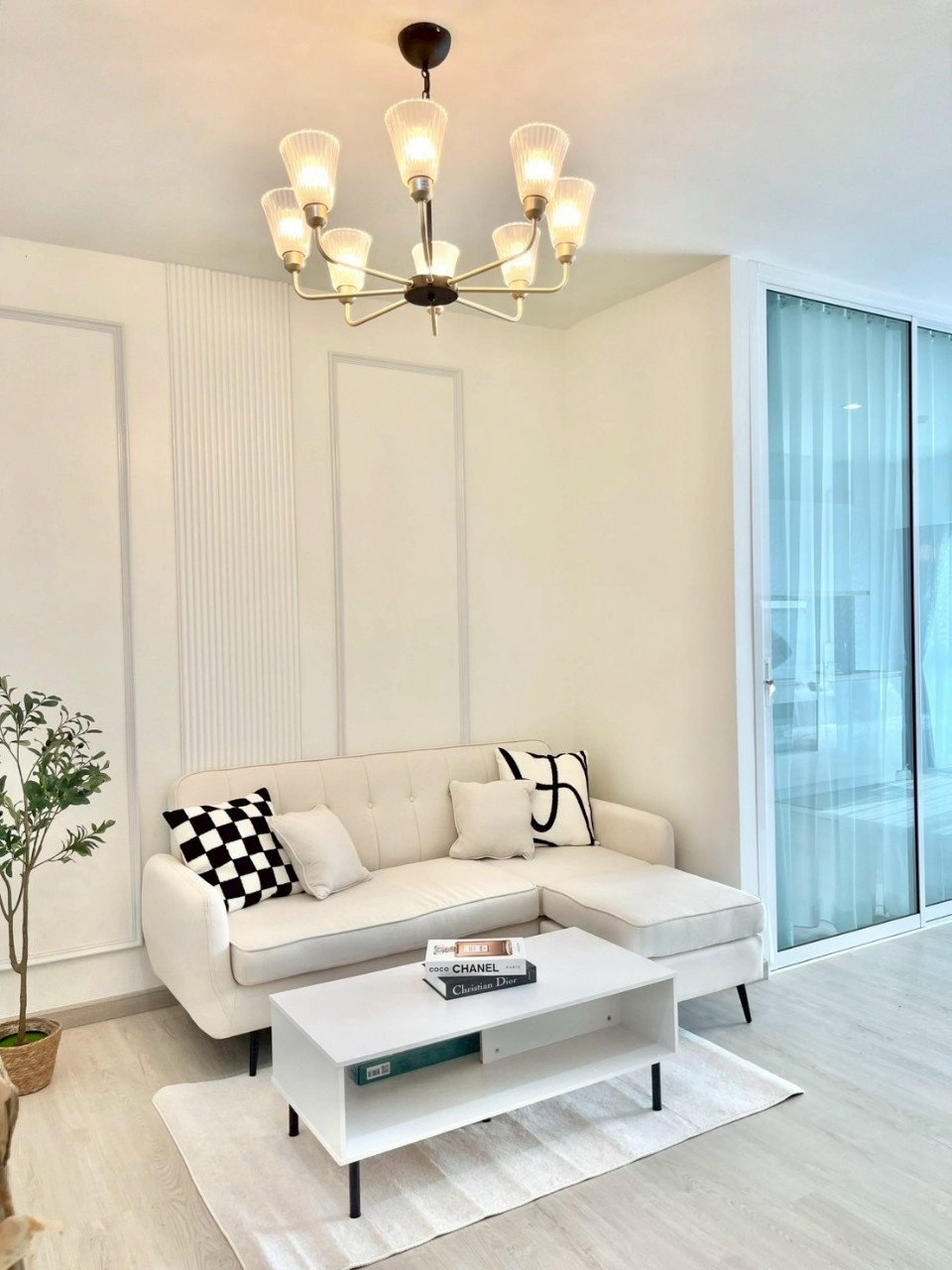 Phanason The Green Place Condominium WR-03456 - image 2