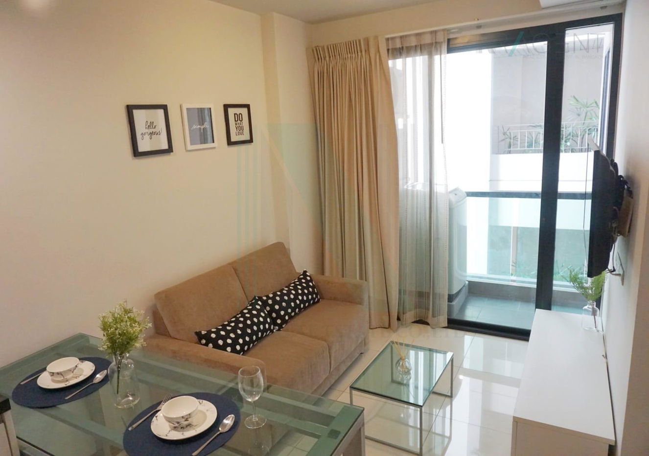 picture For rent condo LE COTE THONGLOR 8 Building 1, Floor 3,1 bed room, Room size 33.00 sqm - 1/8