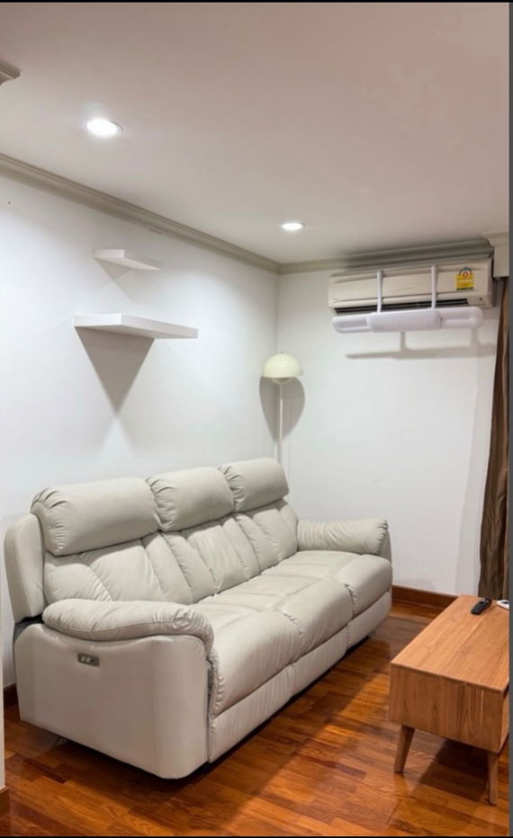 picture Rent Sampoom Garden, a large, beautiful room, ready to be near BTS Surasak. Interested in Atline.@841qqlnr - 3/11