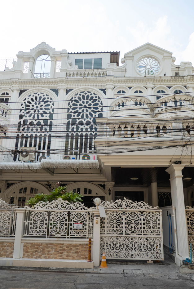 picture Ekkamai Villas 4 storey townhouse near BTS Ekkamai - 23/24