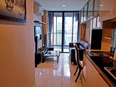 For Rent Condo IDEO BLUCOVE SATHORN Building B, Floor 6,1 bed room, Room size 35.00 sqm