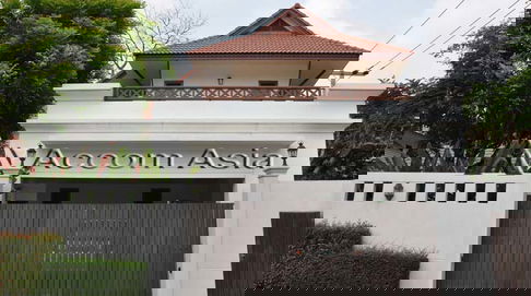 🔼🔽 AccomA 📩  4 BR House in  Bang Kapi (13000627)