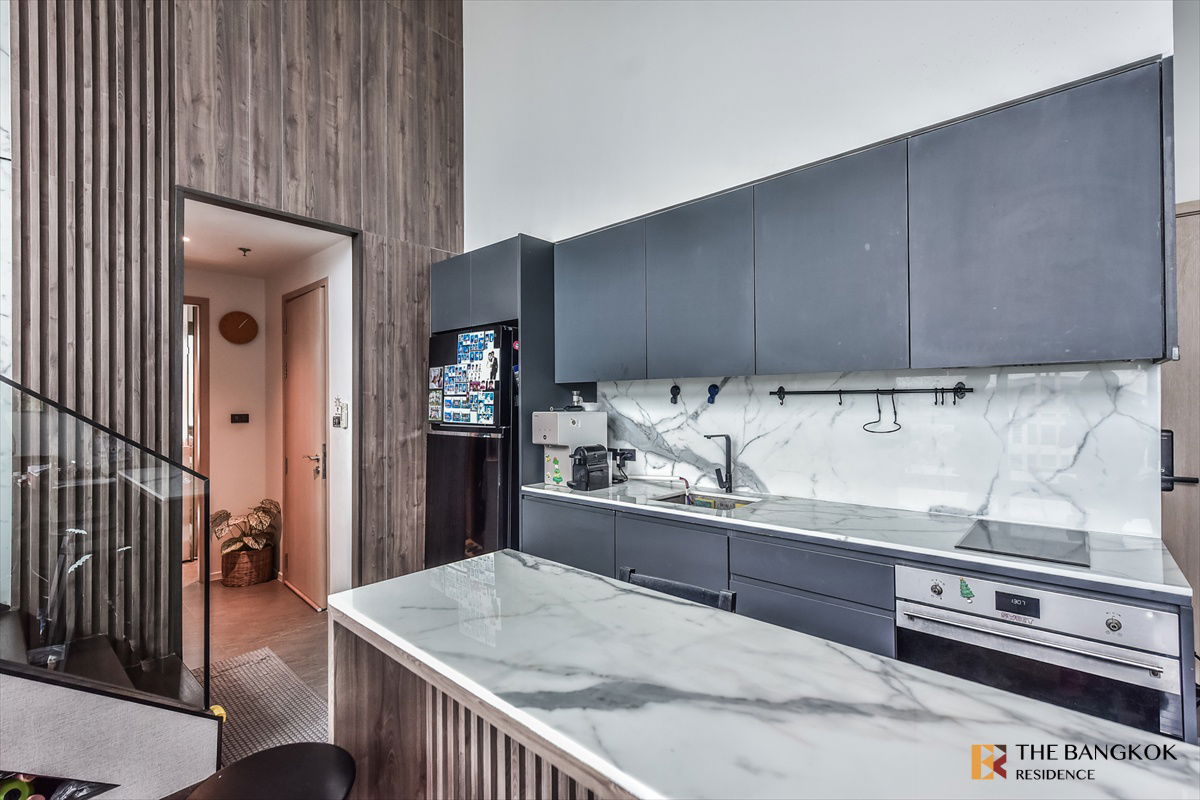picture The Lofts Silom near BTS Surasak Luxury Condo in Central City Location - 9/11