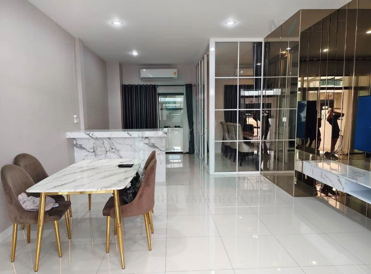 picture 🚩 For Sell Town house CORDIZ AT UDOMSUK 3-story 3 bedroom 4 bathroom - 3/8