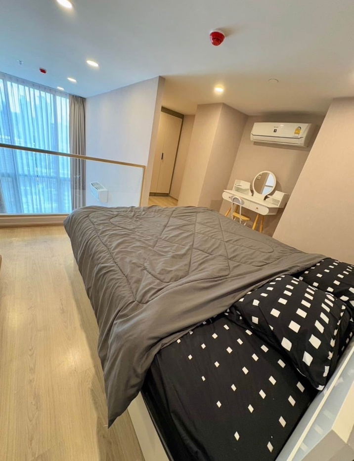 รูป P1100 ให้เช่าคอนโด Life Rama4 - Asoke (ไลฟ์ พระราม4 - อโศก) ห้องDuplex ใกล้MRT ห้องสวย เฟอร์ครบ พร้อมเข้าอยู่ - รูปที่ 5/12