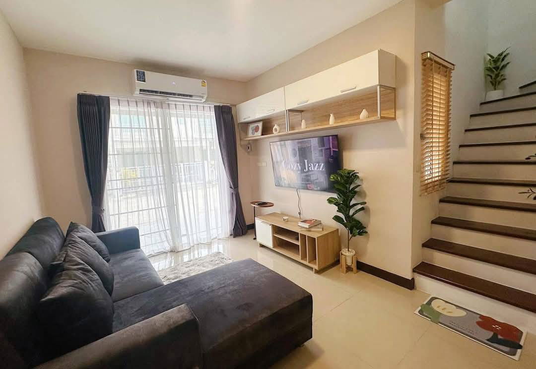 รูป ปล่อยเช่าทาวน์โฮม พฤกษาวิลล์ 75 ราชพฤกษ์-แม่เหียะ ตกแต่งสไตล์ Modern Minimal เรียบหรู ใกล้สนามบินเชียงใหม่ T.094-6511456 - รูปที่ 3/17