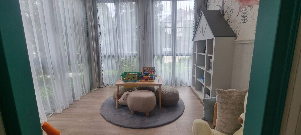 picture Show house for sale at Saransiri Ratchapruek 345 — a quality project by Sansiri. - 3/10