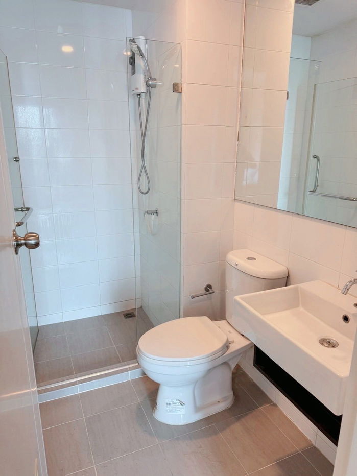 picture Urgent sale 📍 Notting Hill Sukhumvit 105 📍 Fully furnished and equipped with electrical appliances, near BTS Bearing - 10/10