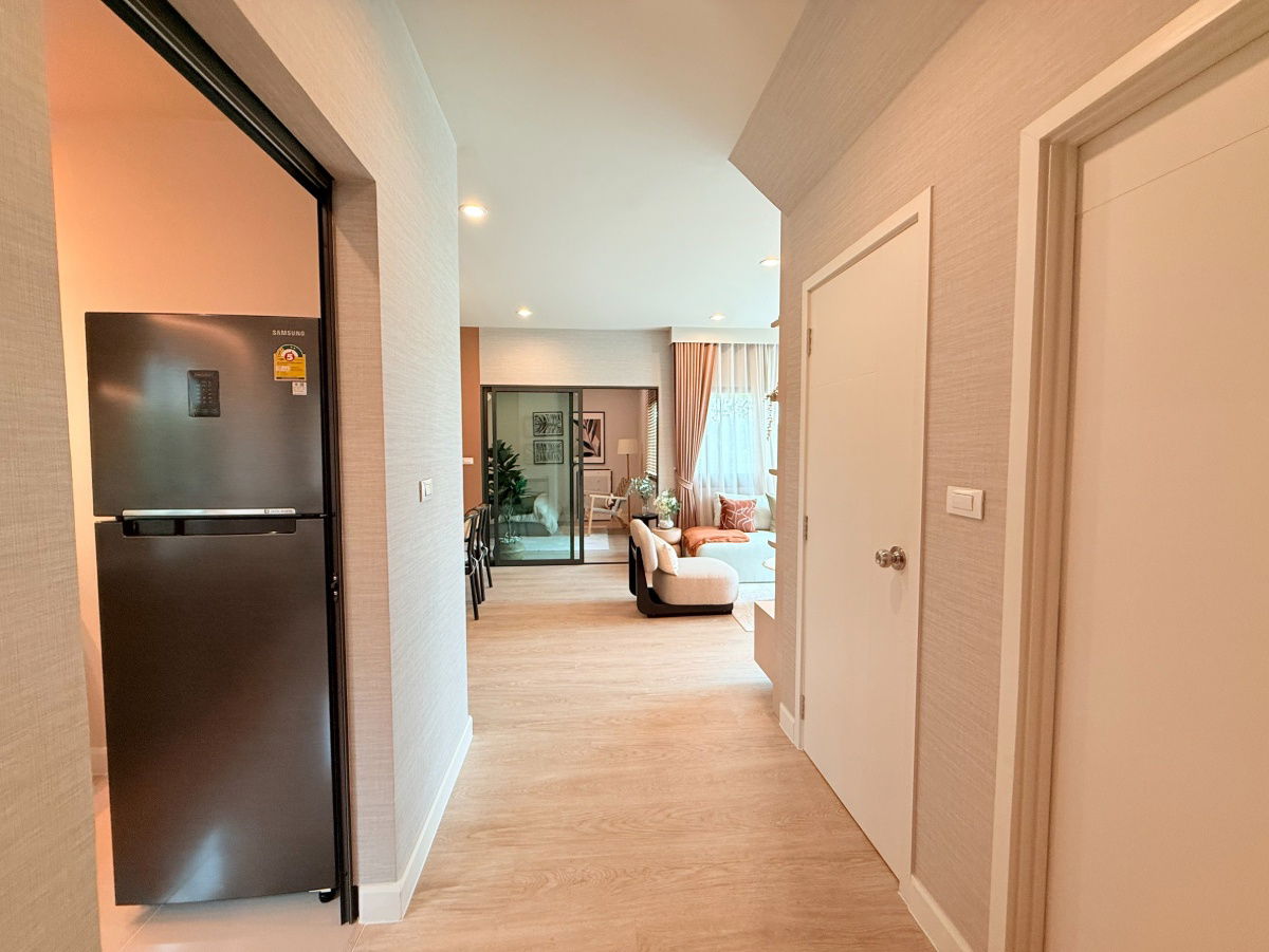 picture Solna (Single House) — fully furnished and ready to move-in. Situated in a private area at the front of the development. - 7/25