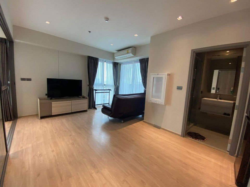 picture 🥳[Rent-RAR2507-2086] Whizdom Station Ratchada - Thapra. Fl.31st *Washing machine *Next to BTS Talat Phlu💚Line id: @thefirstagent** - 3/17