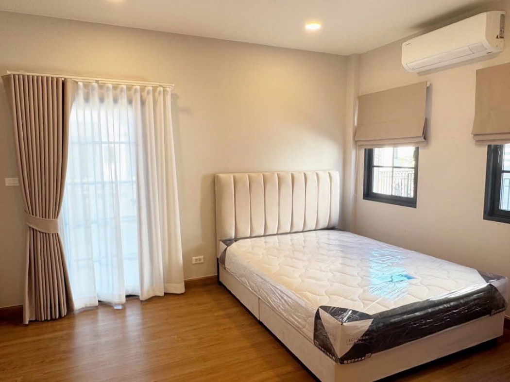 รูป ให้ เช่า: บ้านหรู The Centro Bangna 64 ตร.ว. ใกล้เมกะบางนา เฟอร์นิเจอร์ครบ พร้อมเข้าอยู่ - รูปที่ 7/12