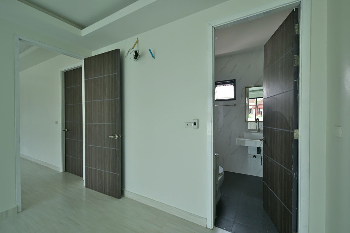 รูป ขายบ้านพูลวิลล่า พร้อมที่ดินสไตล์ไทยบาหลี - รูปที่ 8/9