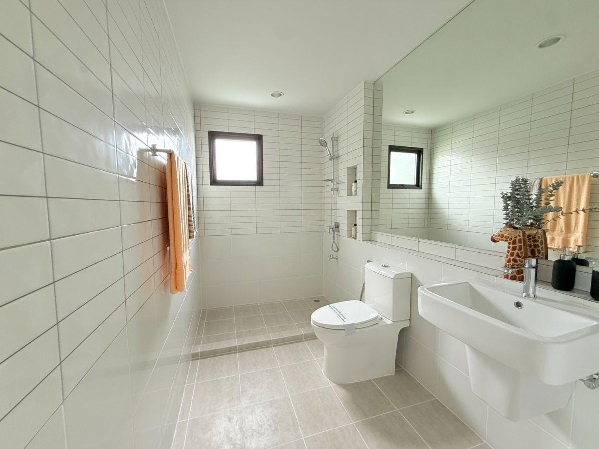 picture Show Home for Sale: “Saransiri Bangna” – Camelia Model | Fully Furnished, Move-In Read - 22/26