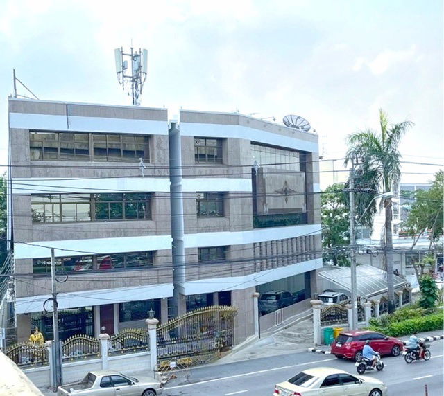 picture Grand Opening! Central Westville Ratchaphruek 1km. Boonthavorn Ratchaphruek 1.7km. Office for rent 4 - 1/8