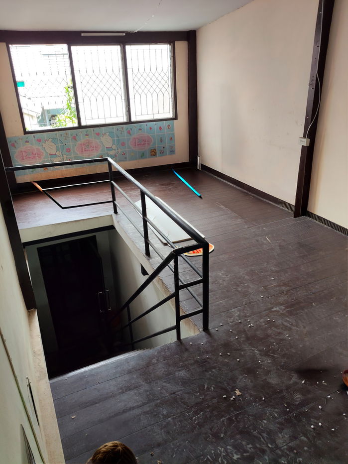 picture There is a vacant house for rent (on the main road near Talat Phlu) - 4/13