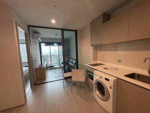 ให้เช่าคอนโด ไลฟ์ ลาดพร้าว อาคาร B ชั้น 24 1 ห้องนอน ขนาด 35 ตรม ใกล้ Central ลาดพร้าว