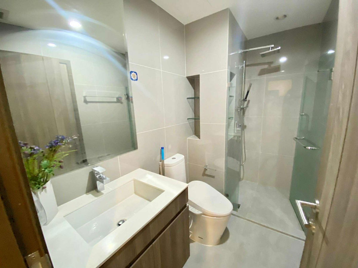 รูป Ideo Mobi Asoke MRT เพชรบุรี 1ห้องนอน 1ห้องน้ำ วิวไม่บล็อค ราคาพิเศษ - รูปที่ 13/13