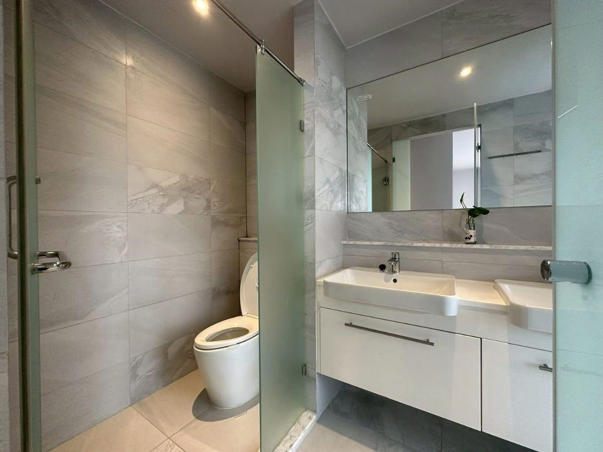 picture Condo for sale: Rhythm Ekkamai, near BTS Ekkamai, 13,200,000 baht, property code: SL070 - 10/12