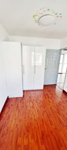 picture MRT SriDan 1.2 km. Suvarnabhumi Institute of Technology Sarasas Witaed Suvarnabhumi 200m. For rent - 8/8