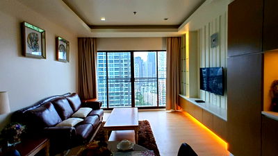Condos for rent Soi Thonglor (Sukhumvit 55) : Noble Refine 1BR For Rent / Ready to move in /Nice view