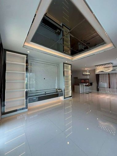 4-bed house for sale, 224 sqm, 81 sq wah, Setthasiri Pattanakarn