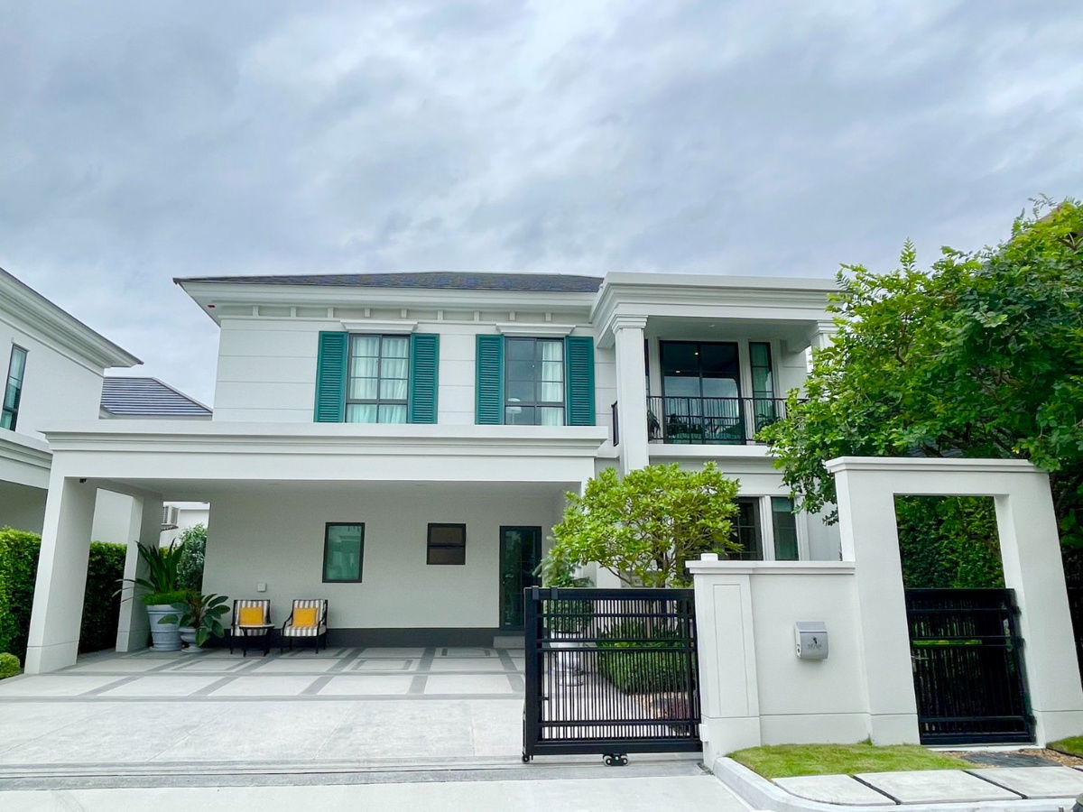 picture A model home with complete decoration in a perfect luxury style, ready to move in..must be here "Setthasiri Ngamwongwan" - 1/11