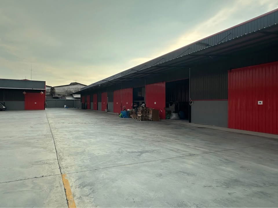รูป โกดังกาญจนาภิเษก โกดังบางบัวทอง AW498 ให้เช่าโกดังมีออฟฟิศ พื้นที่ 200 ตรม. ใกล้ถนนกาญจนาภิเษก บางใหญ่ รถเทรลเลอร์ตู้40เข้าได้ - รูปที่ 4/4