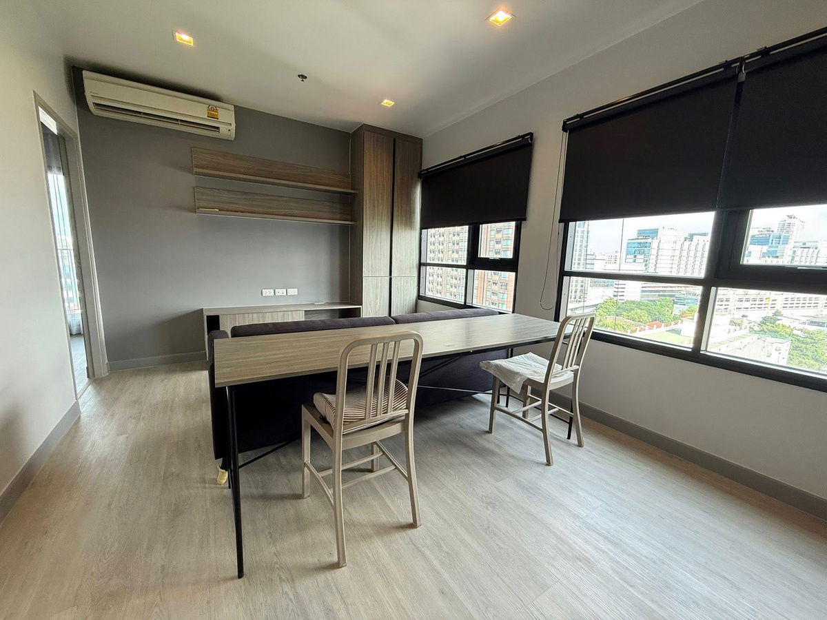 รูป ห้อง 1 นอนพร้อมอยู่ 🏙️Chapter One Midtown Ladprao 24 ขนาด 39 ตร.ม. เพียง 20,000 บาท ❤️‍🔥093 054 7992 เจเจ - รูปที่ 2/9