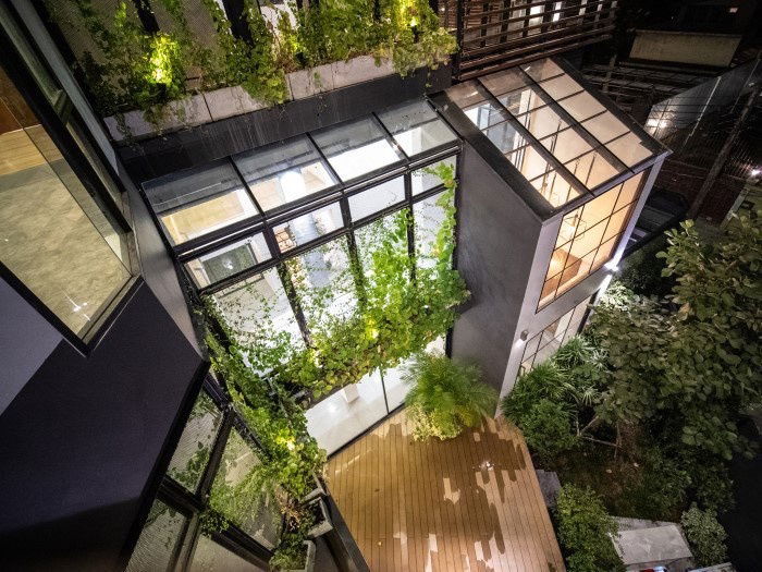 รูป P0117 ขายบ้านหรู 3 ชั้น พร้อมสระว่ายน้ำ ใจกลางสุขุมวิท 71 | พื้นที่ใช้สอย 900 ตร.ม. - รูปที่ 13/15
