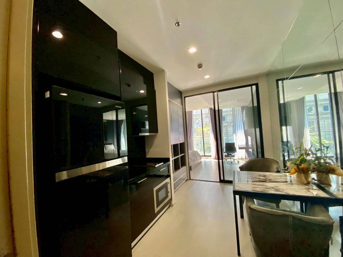รูป LTH12878 - Condo for rent คอนโด ให้เช่า โนเบิล เพลินจิต Size 45 sqm. 1 bed 1 bath Near BTS Phloen Chit Station ONLY 45K/Month - รูปที่ 1/6