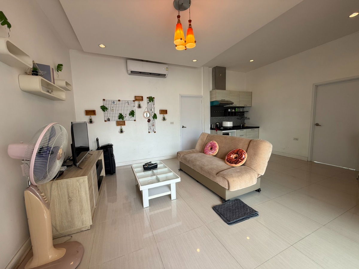 picture Pool Villa for Sale in Hua Hin – Fully Furnished, 3 Bedrooms, Investment-Grade Property - 2/9