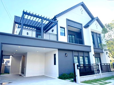 เช่าบ้านเดี่ยว บางพลี สมุทรปราการ : ให้ เช่า: บ้านหรู The Centro Bangna 64 ตร.ว. ใกล้เมกะบางนา เฟอร์นิเจอร์ครบ พร้อมเข้าอยู่